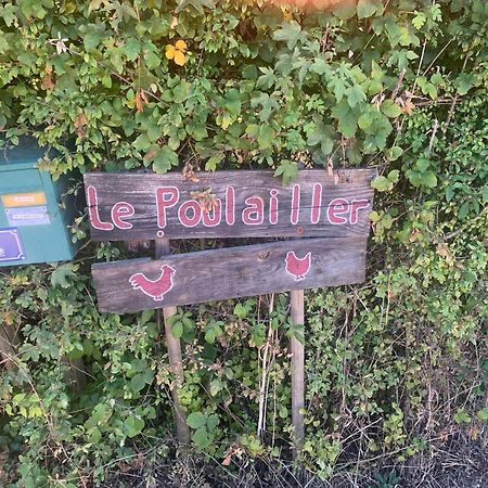 Logement Independant Le Poulailler Proche Guedelon 트레이니 외부 사진